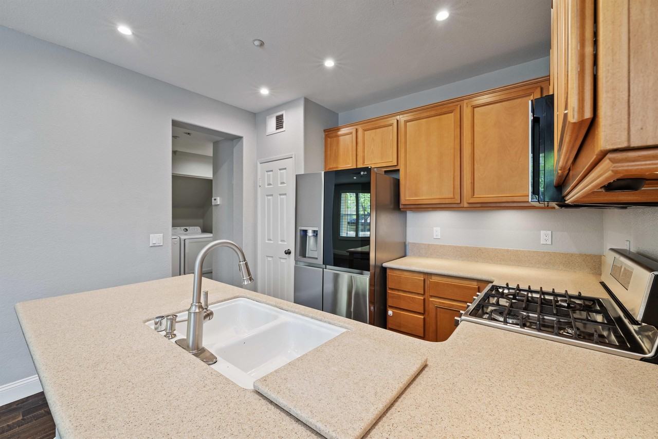 1742 Morgans Ave #1 - Photo 4 of 50