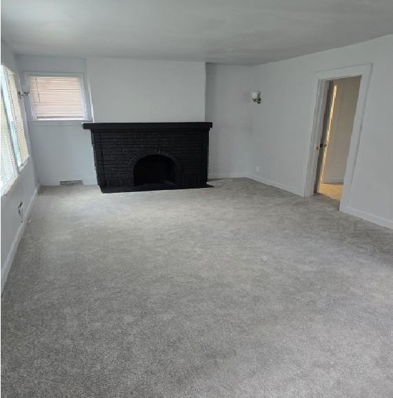 15400 Sorrento St #1 - Photo 5 of 19