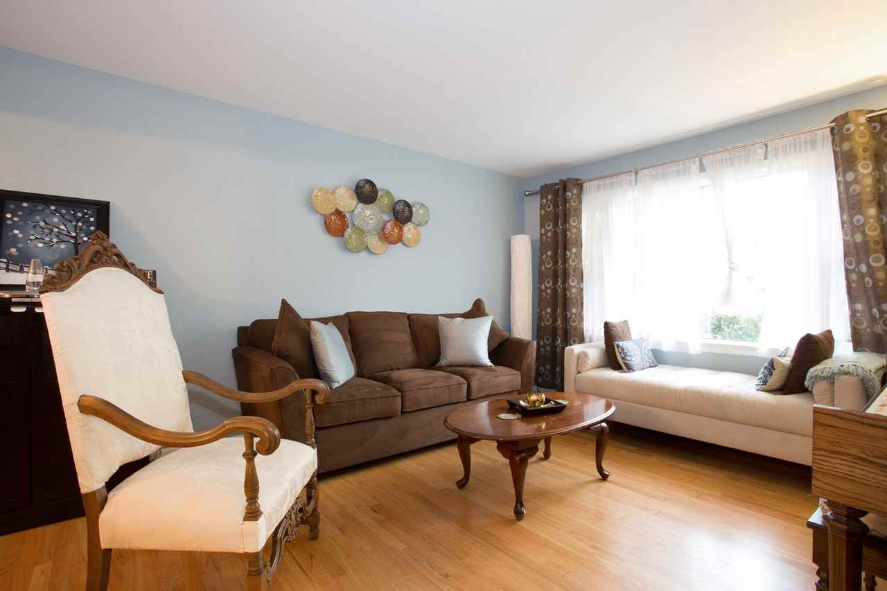 14 Rockaway Ave - Photo 3 of 14