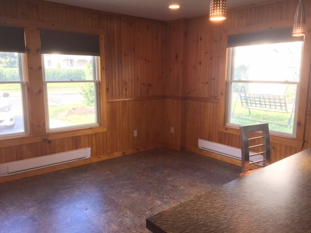 114 Euclid Ave - Photo 2 of 7