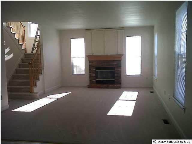5 Shannon Ct - Photo 3 of 6