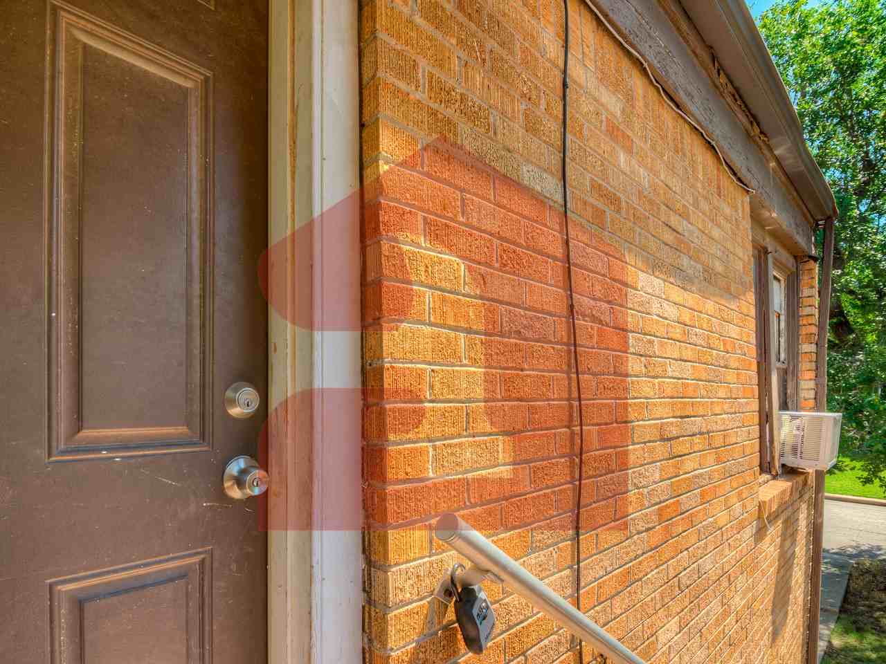 2309 1/2 N Florida Ave - Photo 4 of 28