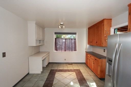 6515 Glen Oaks Way - Photo 3 of 18