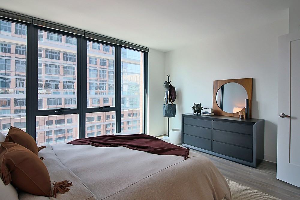 637 N Wells St #1-1 - Photo 7 of 28