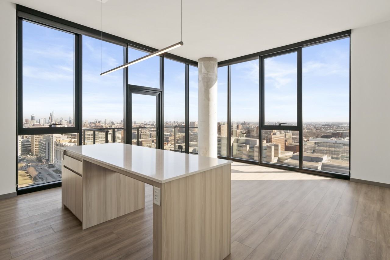 513 S Damen Ave #2-2 - Photo 5 of 29