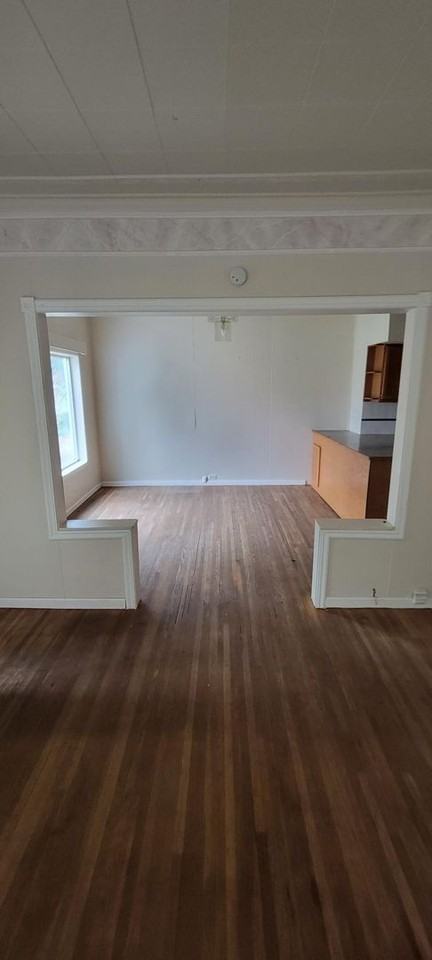 1718 E 8th Ave - Photo 2 of 12