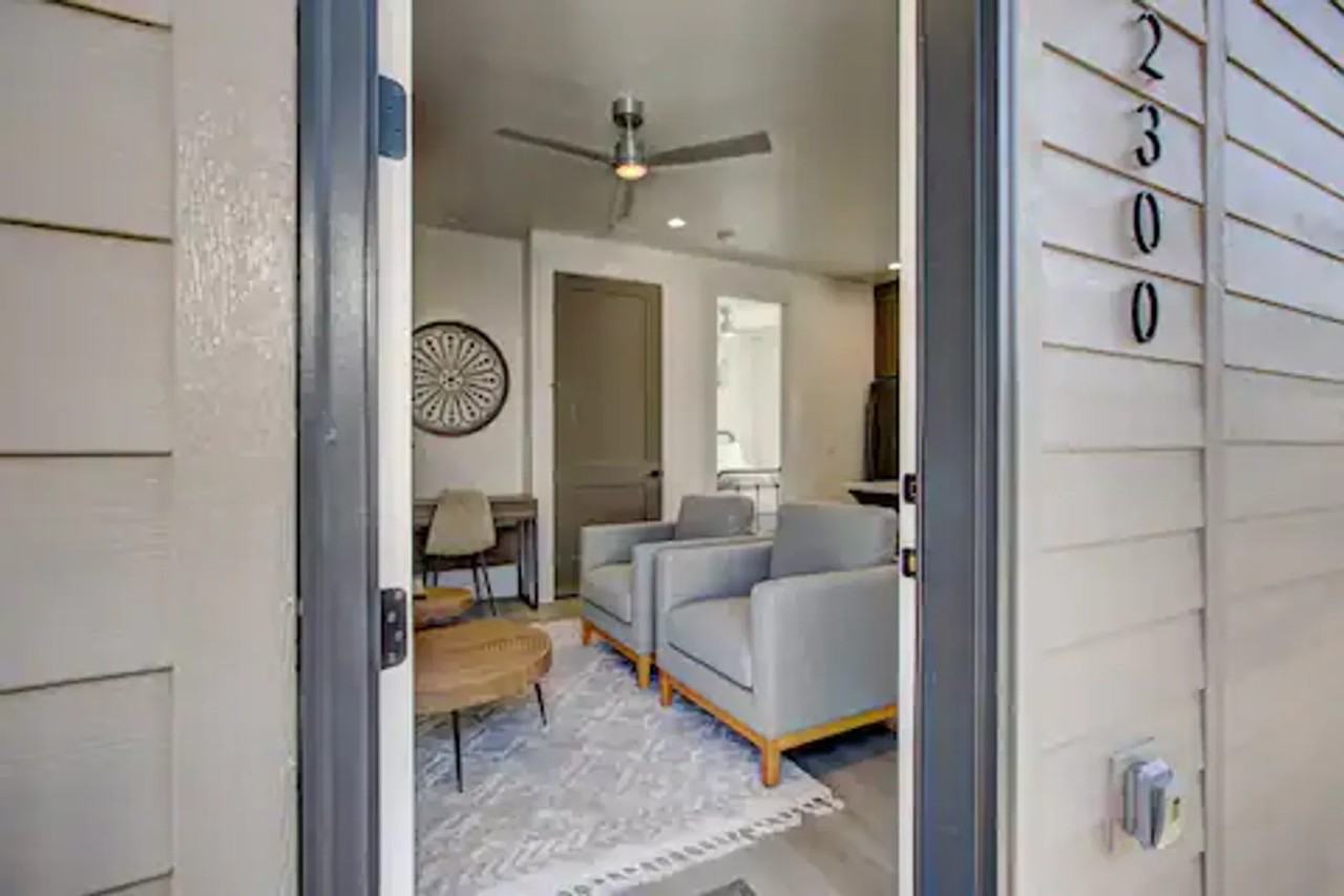 2300 N 29th St - Photo 3 of 15