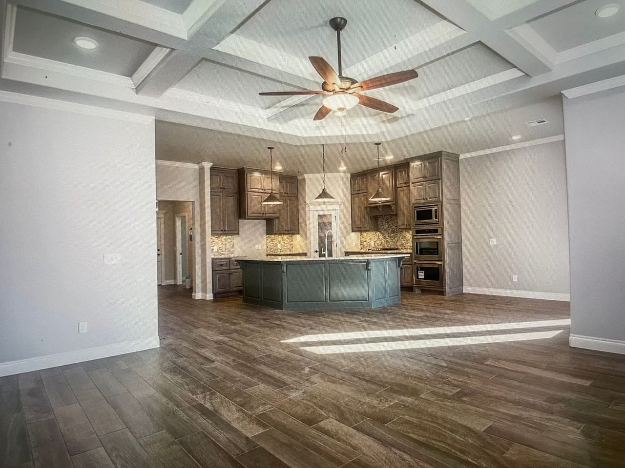 3301 Wakefield Rd - Photo 2 of 16