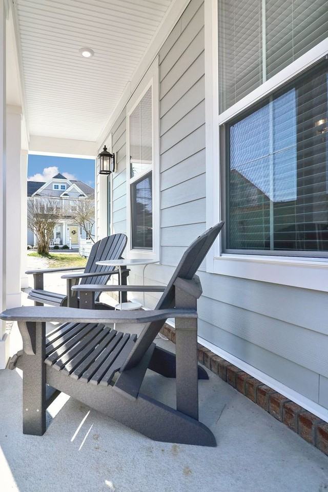 410 25th St - Photo 3 of 30