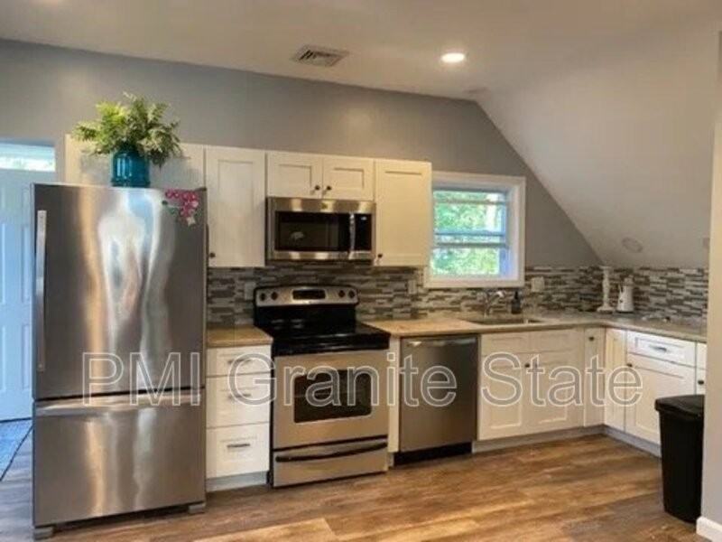 191 Bowman St #B - Photo 2 of 2