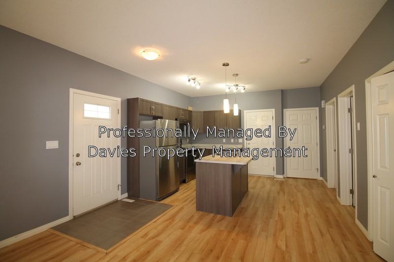 16119 141 St Nw #MAIN - Photo 2 of 14
