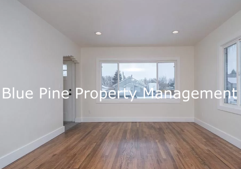 375 W 18th St - Photo 2 of 13