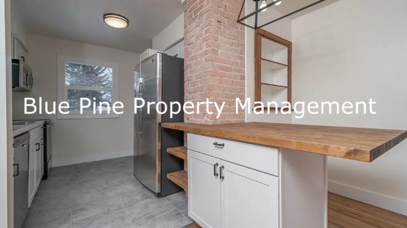 375 W 18th St - Photo 4 of 13