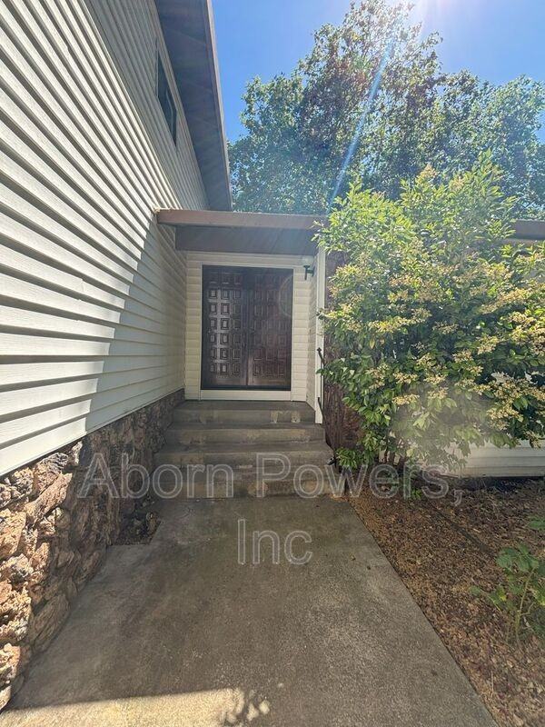 2700 Cambridge Rd - Photo 2 of 29