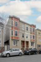 featured image of 135 Everett St