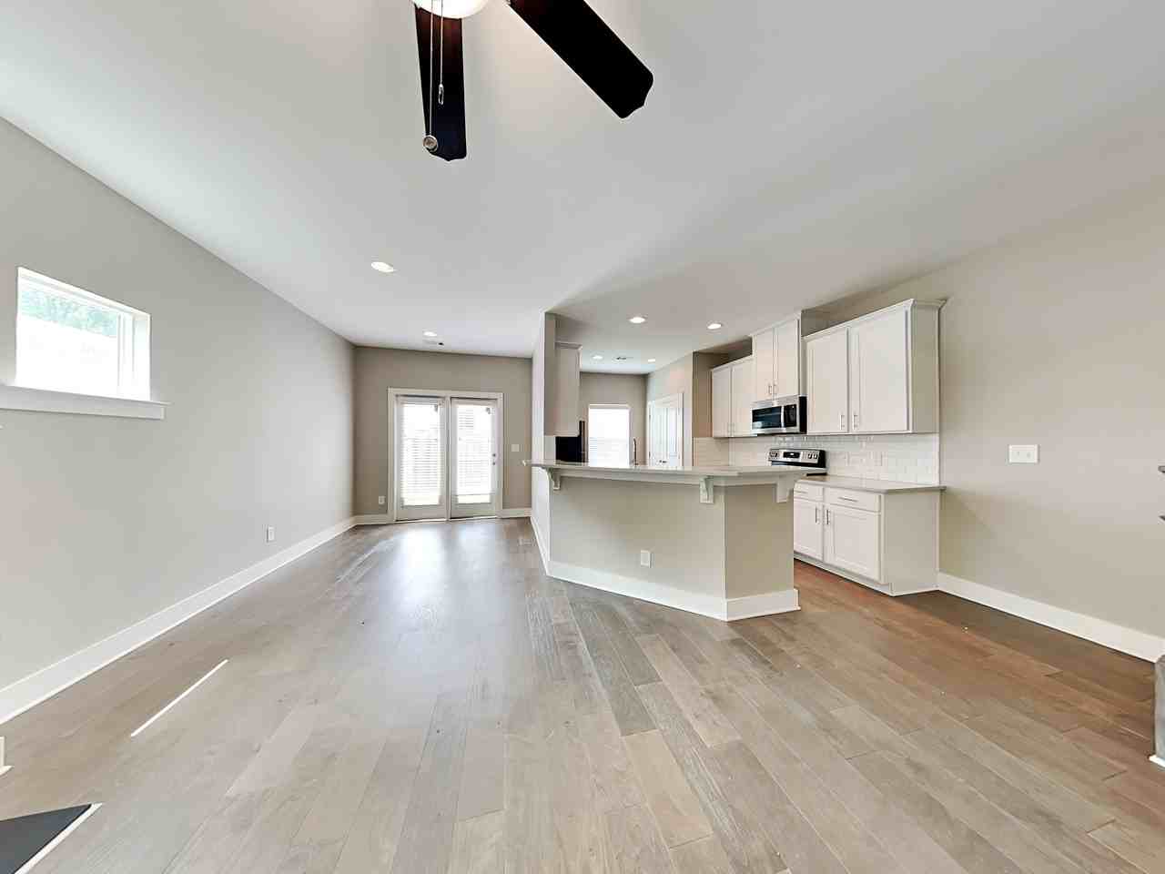 6423 Shalks Crossing Dr - Photo 5 of 20