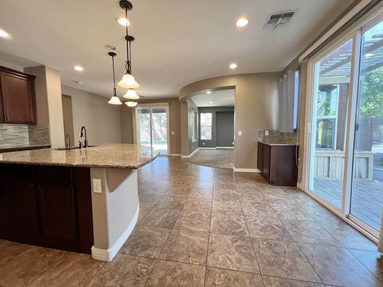 3886 E Rawhide St - Photo 7 of 47