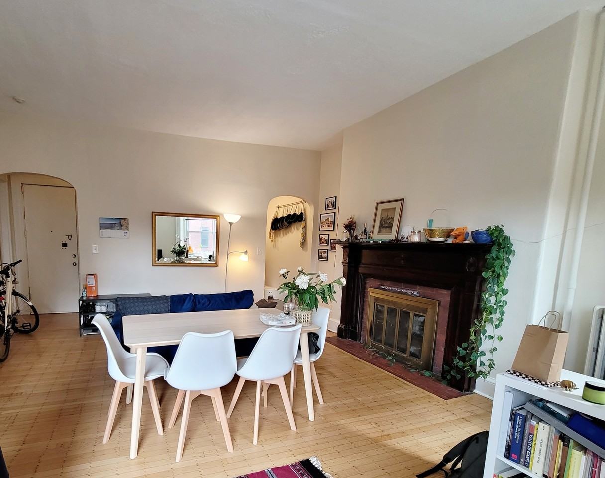 501 Beacon St #7 - Photo 3 of 12