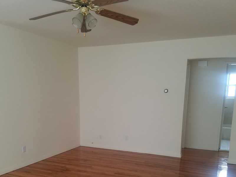 Christopher Court - Photo 7 of 7