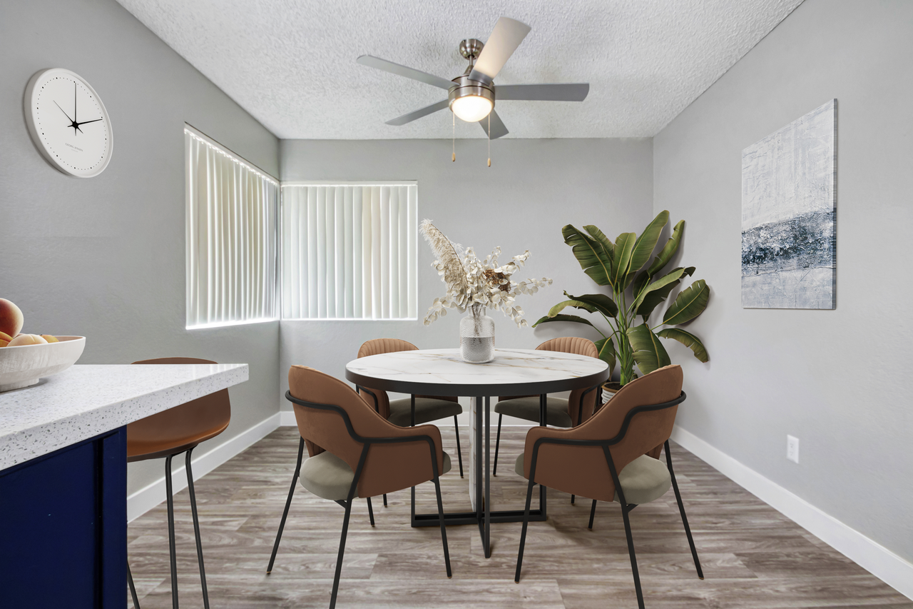 Fifty-Seven 95 Flamingo Apartments - Photo 2 of 11