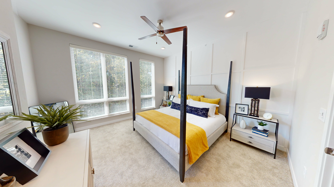 ila Hyde Park - Photo 6 of 50