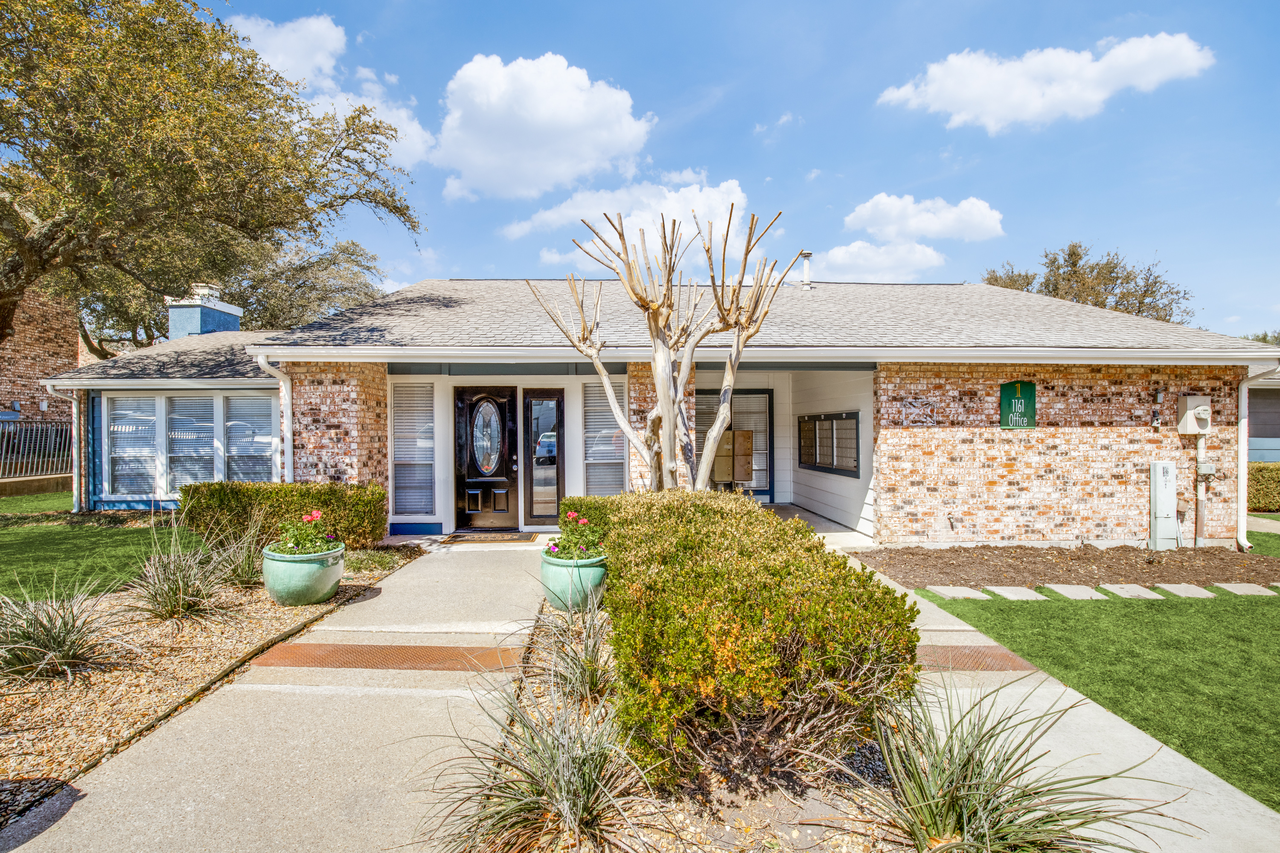 The Meadows - Photo 7 of 25