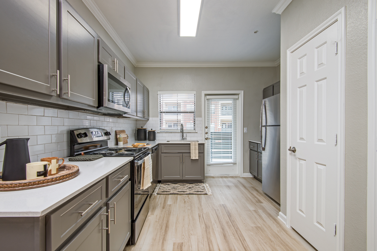 The Ellington Apartments - Photo 2 of 40