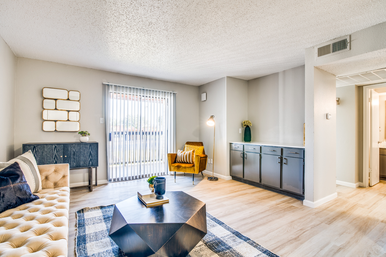 The Durham Apartments - Photo 4 of 49