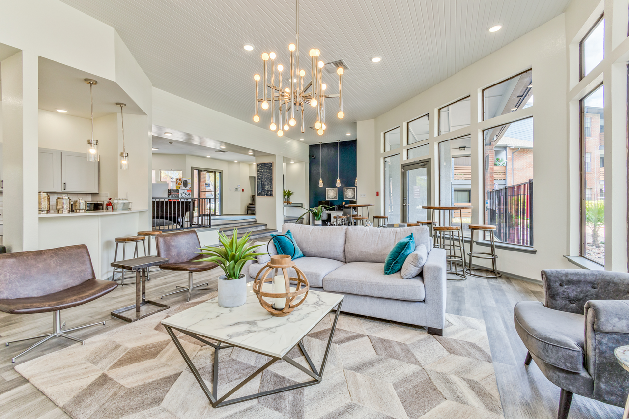 Raleigh At Towne Crossing - Photo 7 of 50