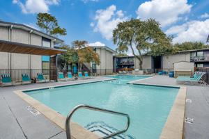 featured image of 3136 Hudnall St