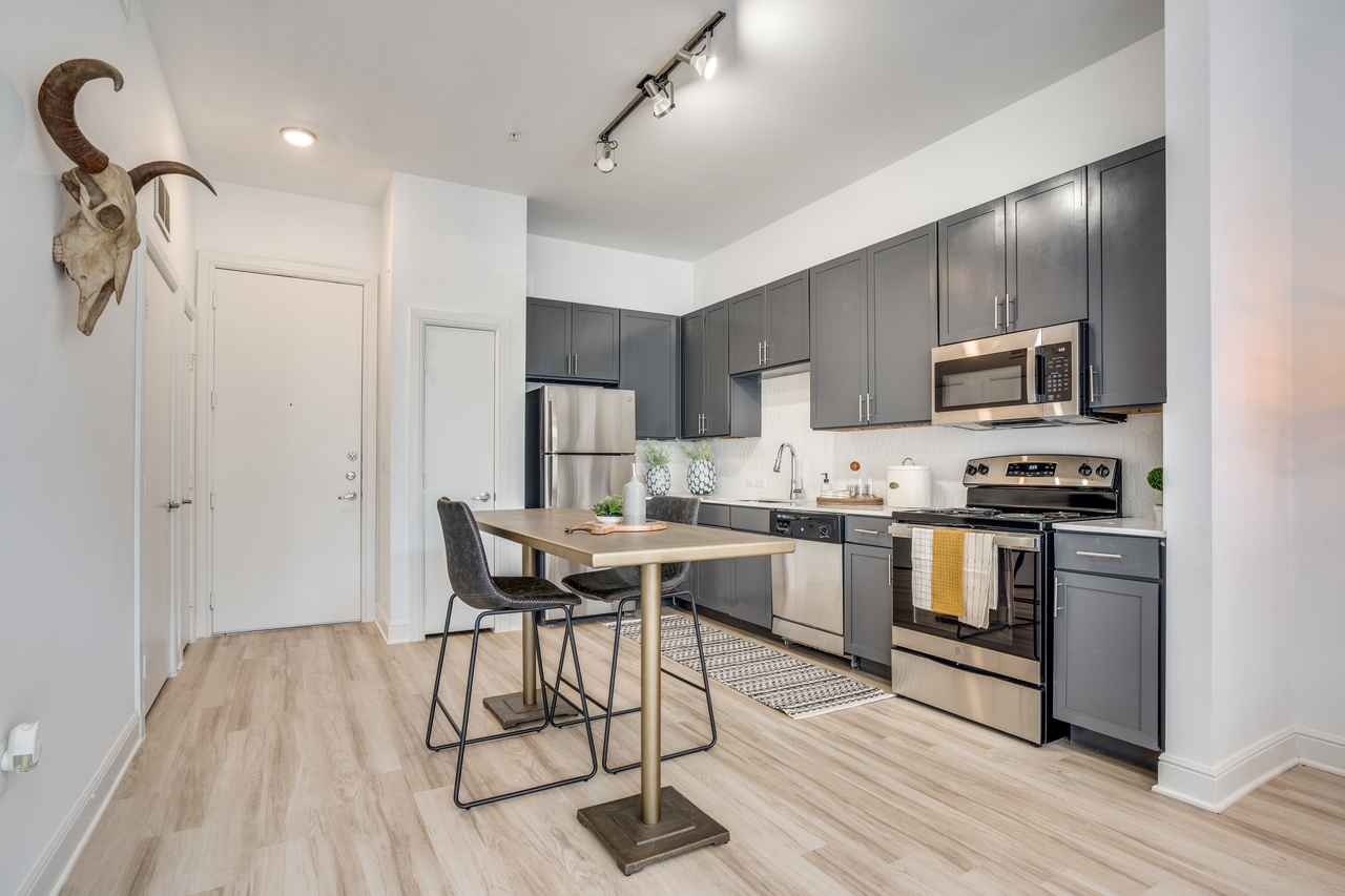 Neo At Midtown - Photo 2 of 29