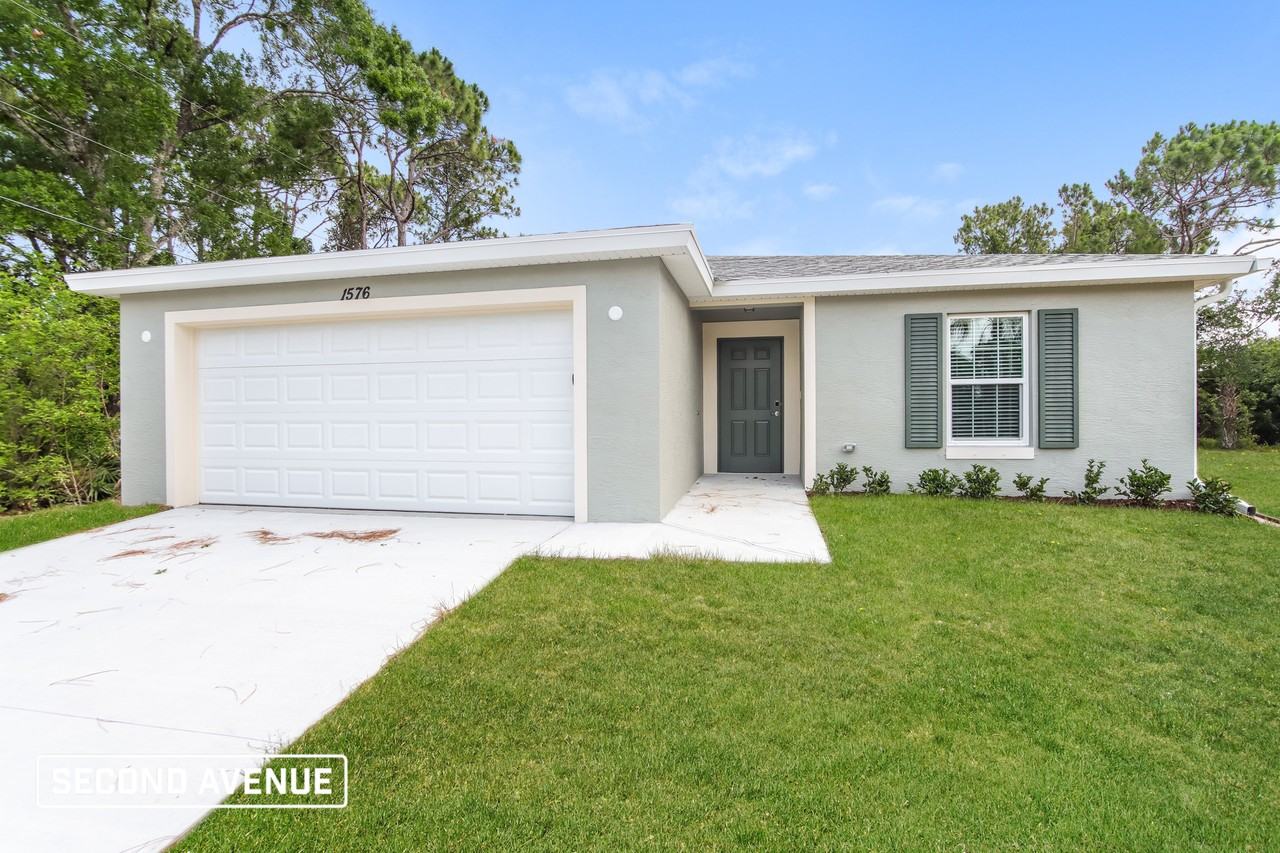 1576 Summit Rd Se - Photo 2 of 22