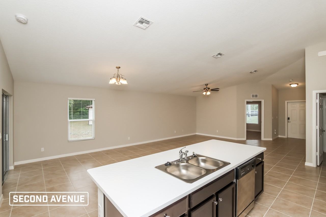 1576 Summit Rd Se - Photo 7 of 22