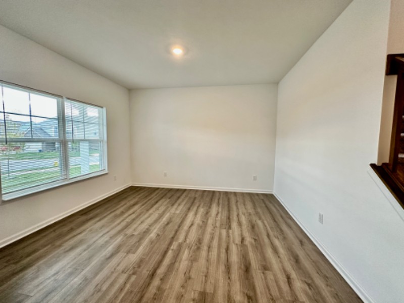 1019 Aries Blvd - Photo 3 of 20