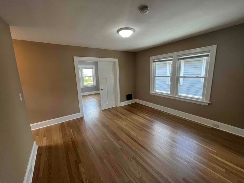 4416 Verne Ave #B - Photo 5 of 15