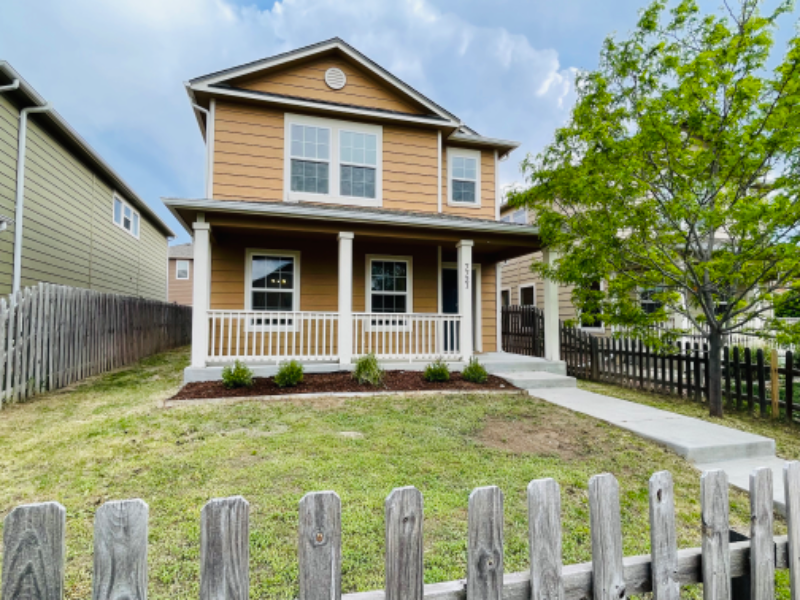 7721 Crestone Peak Trl - Photo 4 of 34