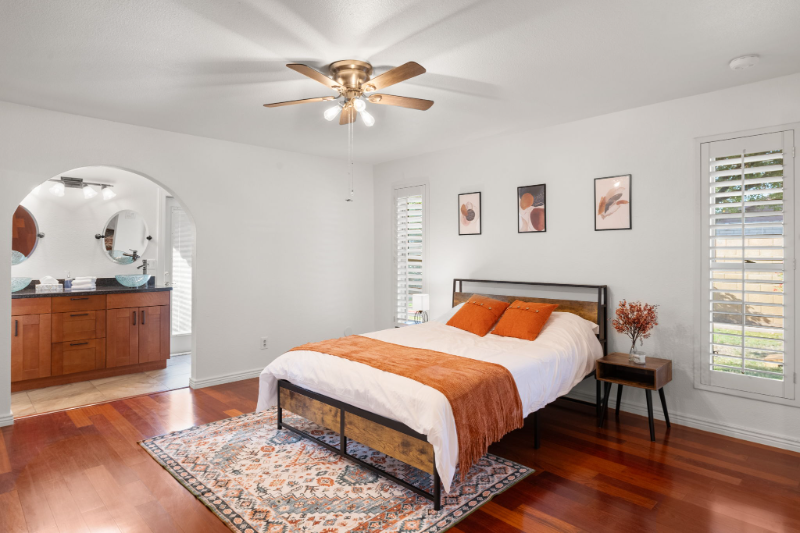 5345 E Crocus Dr - Photo 2 of 20