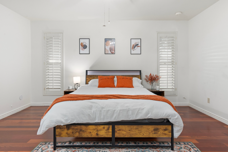 5345 E Crocus Dr - Photo 3 of 20