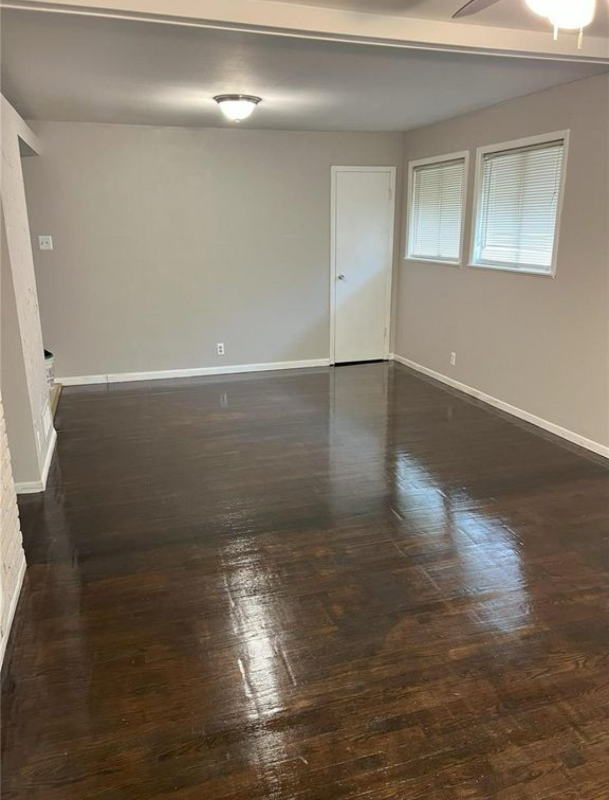 119 Dundee Cir - Photo 2 of 5