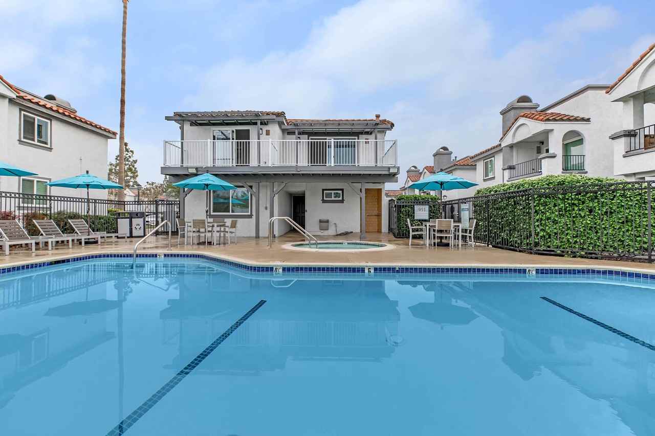 Enclave at Town Square - Photo 4 of 50