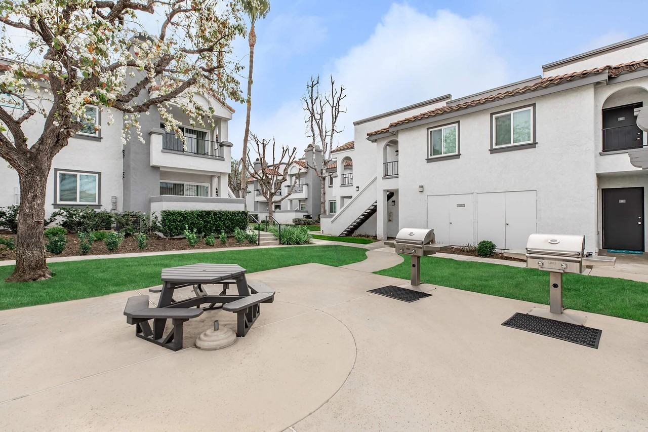 Enclave at Town Square - Photo 7 of 50