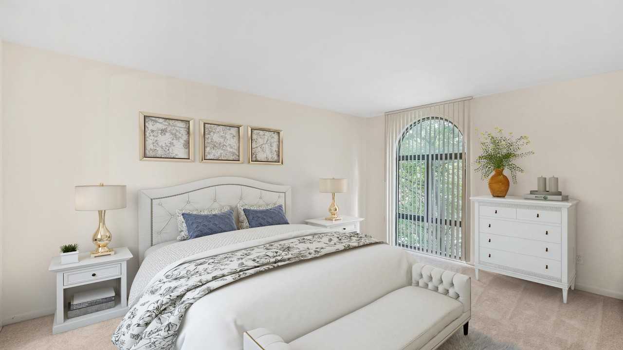 The Commons of McLean - Photo 3 of 8