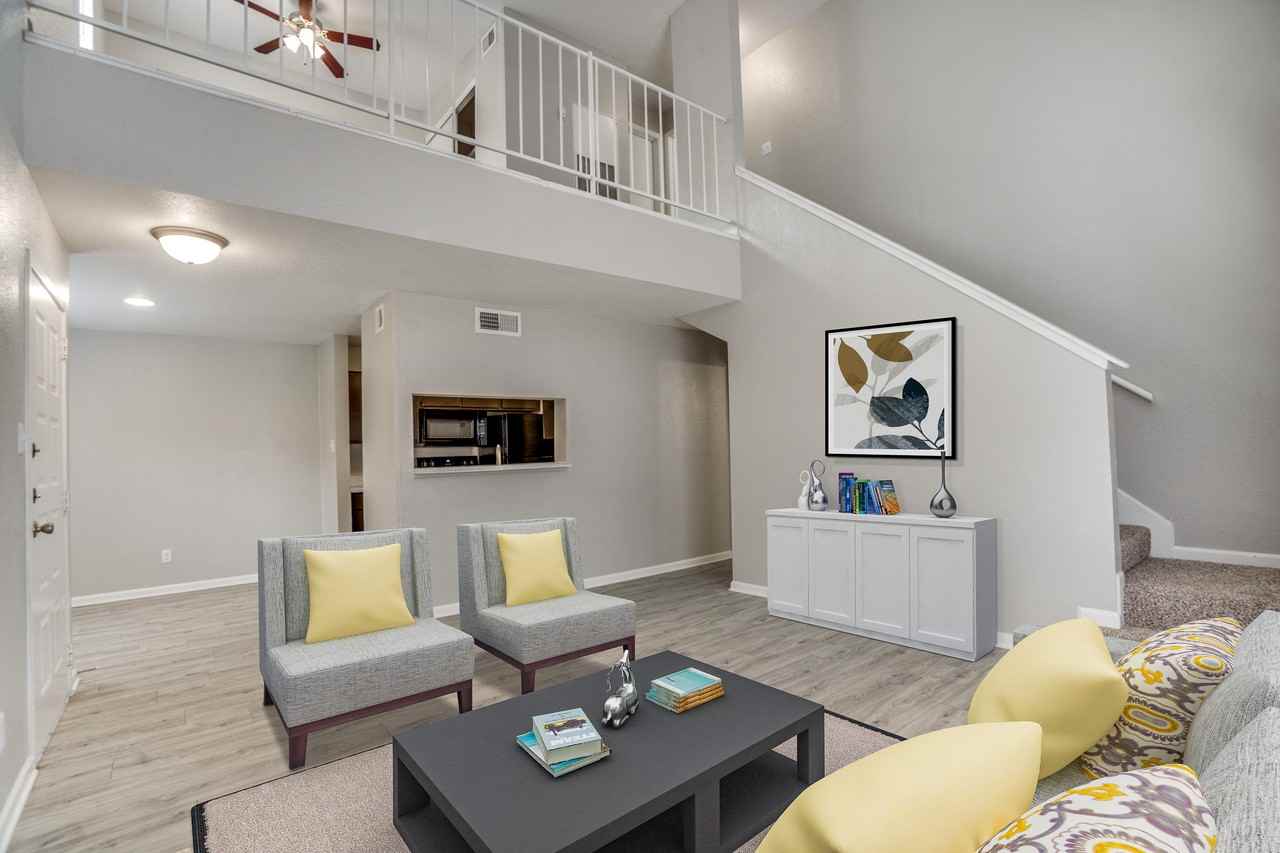 Seacrest Apartments - Photo 4 of 29