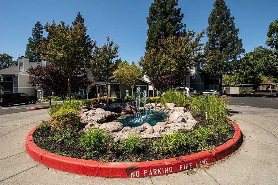 Oak Ridge Apartments - Photo 6 of 42