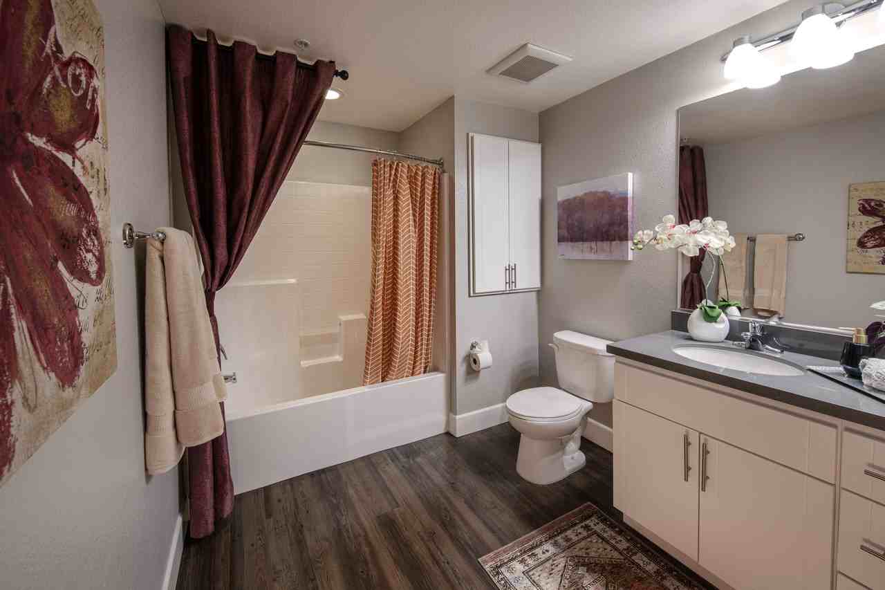 Circa 37 - Photo 3 of 32