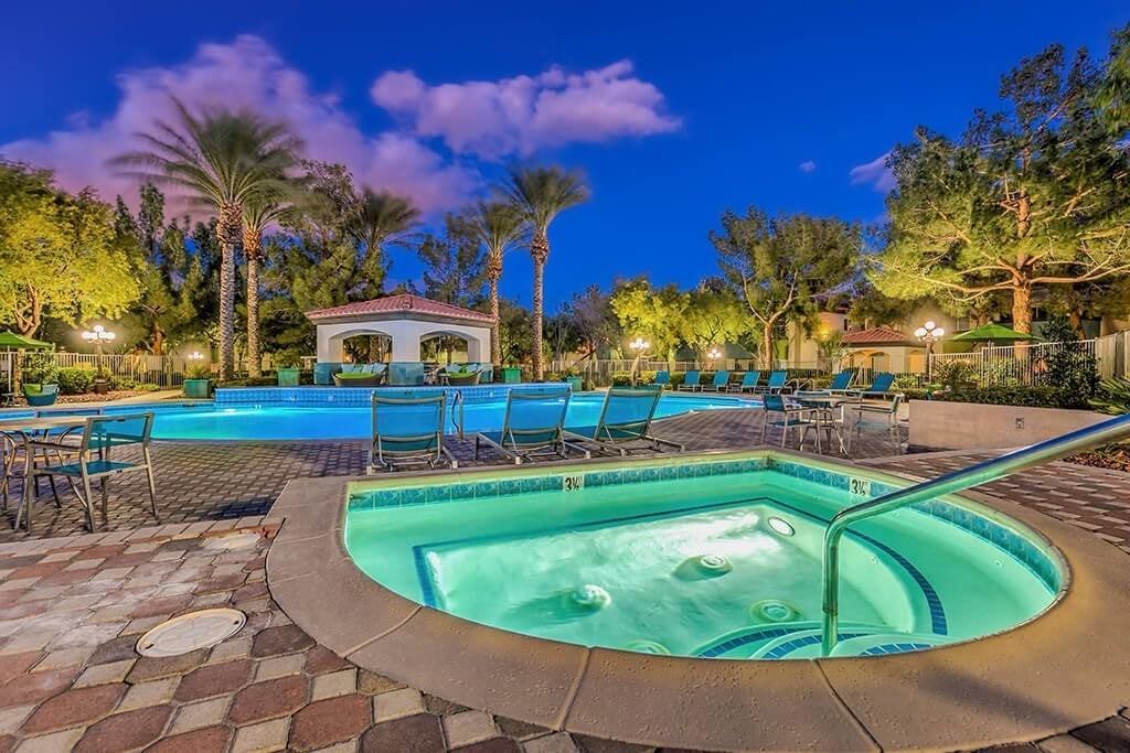 Mirasol - Photo 4 of 33