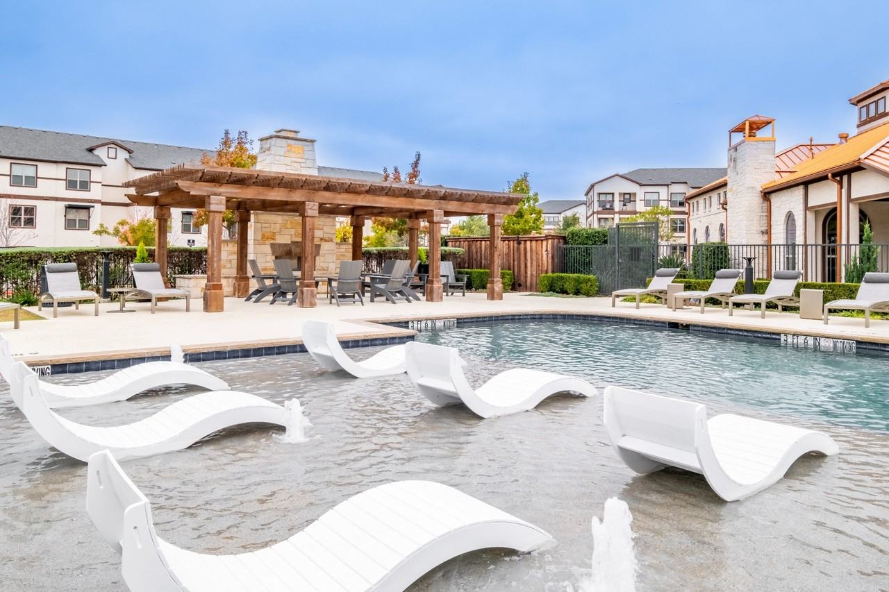 Berkshire Preserve - Photo 3 of 35