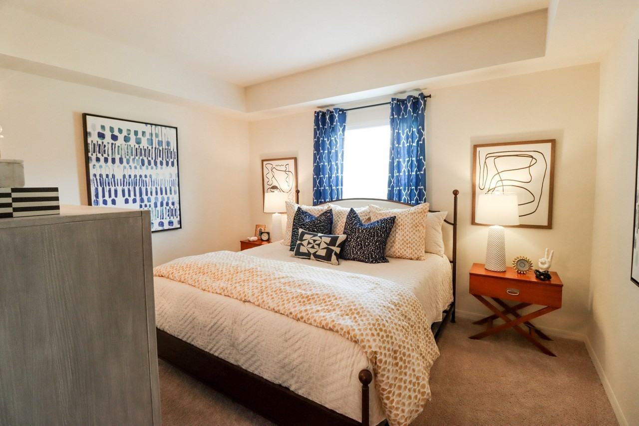 The Crest at Naples - Photo 5 of 39