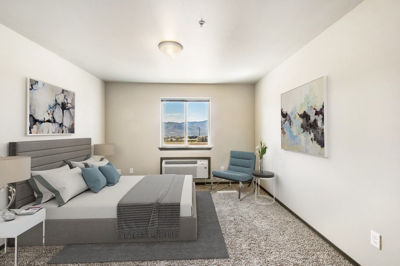 Altitude - Photo 6 of 33