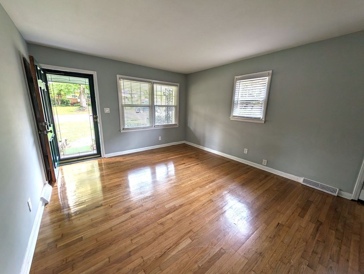 3013 Stancill Pl - Photo 3 of 17